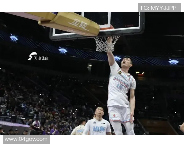 11赛季精彩对决山东男篮迎战新疆队争夺季后赛席位的关键战役