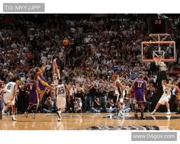 16至17赛季马刺与猛龙对决回顾:经典时刻与战术分析 16至17赛季马刺与猛龙对决回顾:经典时刻与战术分析