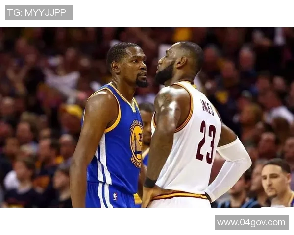 麦迪与杜兰特经典对决视频回顾球场传奇的巅峰时刻重温 麦迪与杜兰特经典对决视频回顾球场传奇的巅峰时刻重温