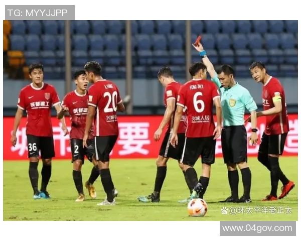 成都篮球队比赛经验引发热议球迷观点碰撞激烈讨论