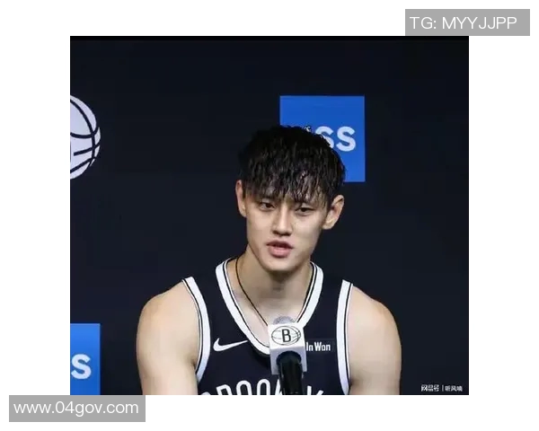 曾凡博:从青涩新星到篮球场上的璀璨明珠的成长之路 曾凡博:从青涩新星到篮球场上的璀璨明珠的成长之路